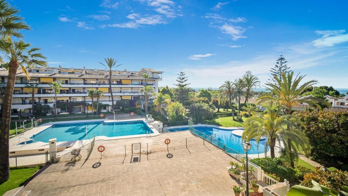 Golden Mile Getaway, Garden View, Pool & Comfort Marbella Exterior photo